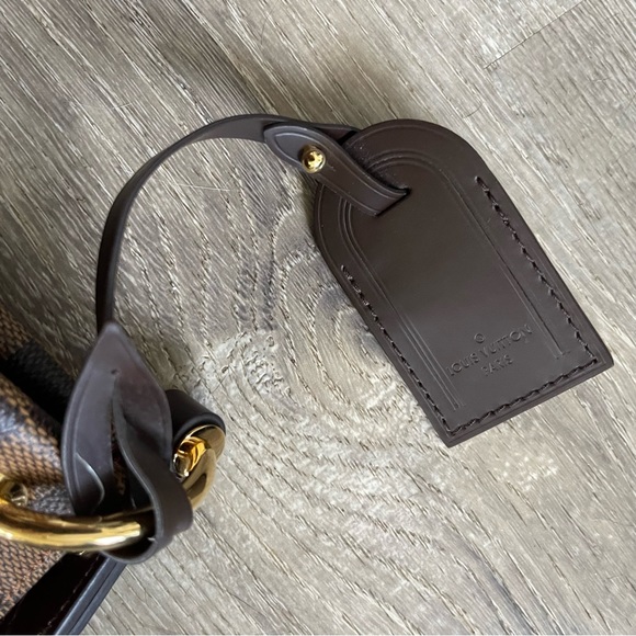 Louis Vuitton Graceful - Picture 8 of 10